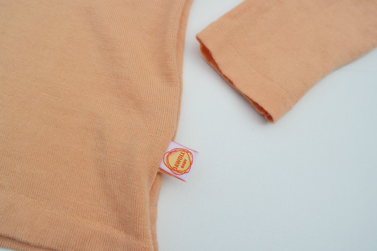 Pullover für Kinder 122/128 aus Upcycling Wolle in Pfirsich-Orange