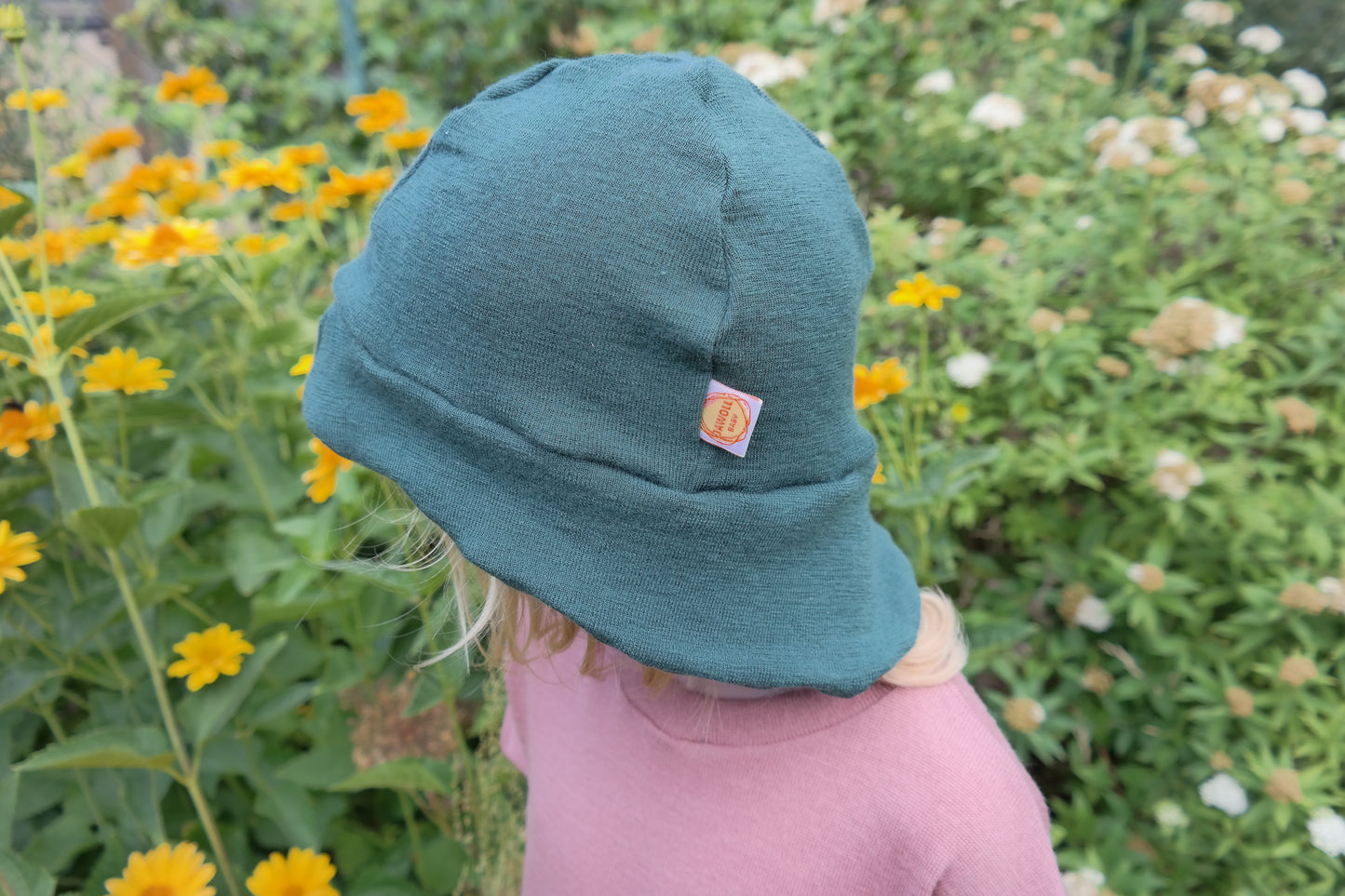 Sun hat summer hat KU 46-49 baby toddler with neck protection made of upcycled merino wool in purple