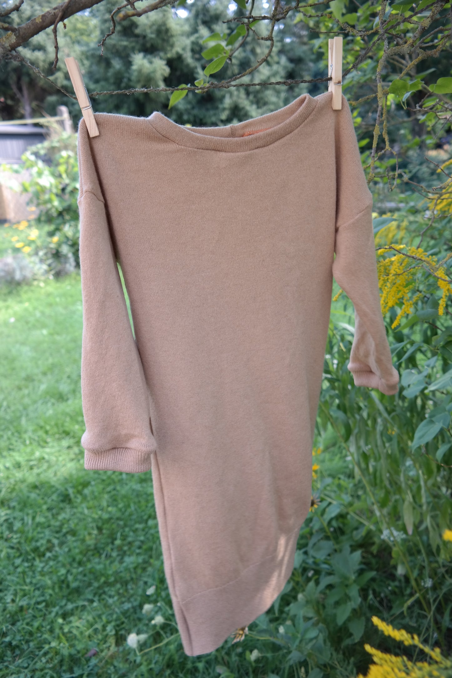 Unisex dress long shirt long sleeve dress 98/104 made from 100% upcycled silk & cashmere in red