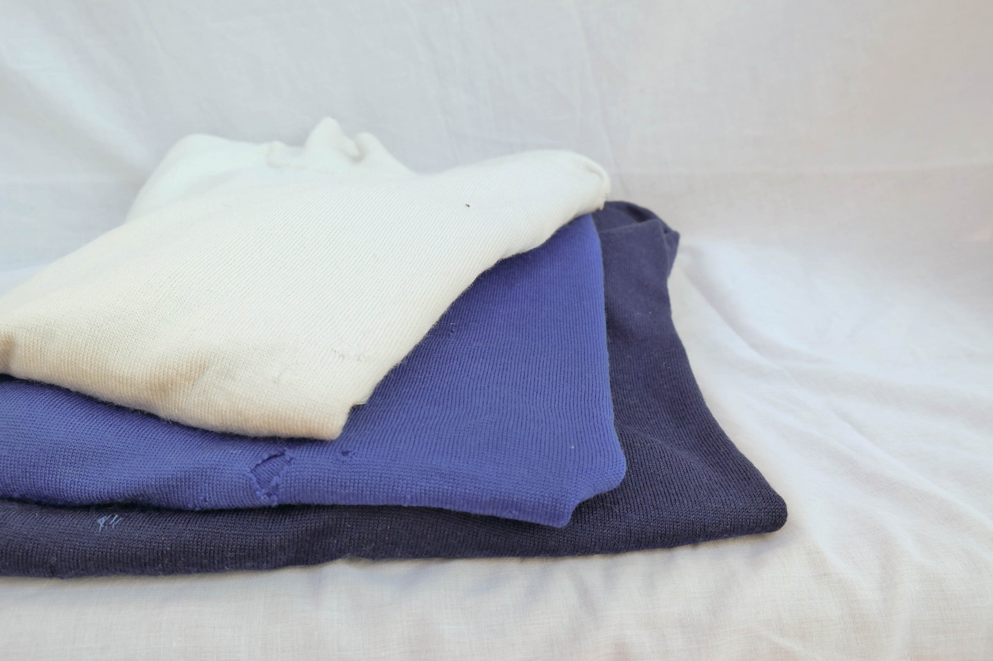 Upcycling-Materialpaket: 3 Wollpullover für kreative Projekte in Blautönen - Jawoll Baby