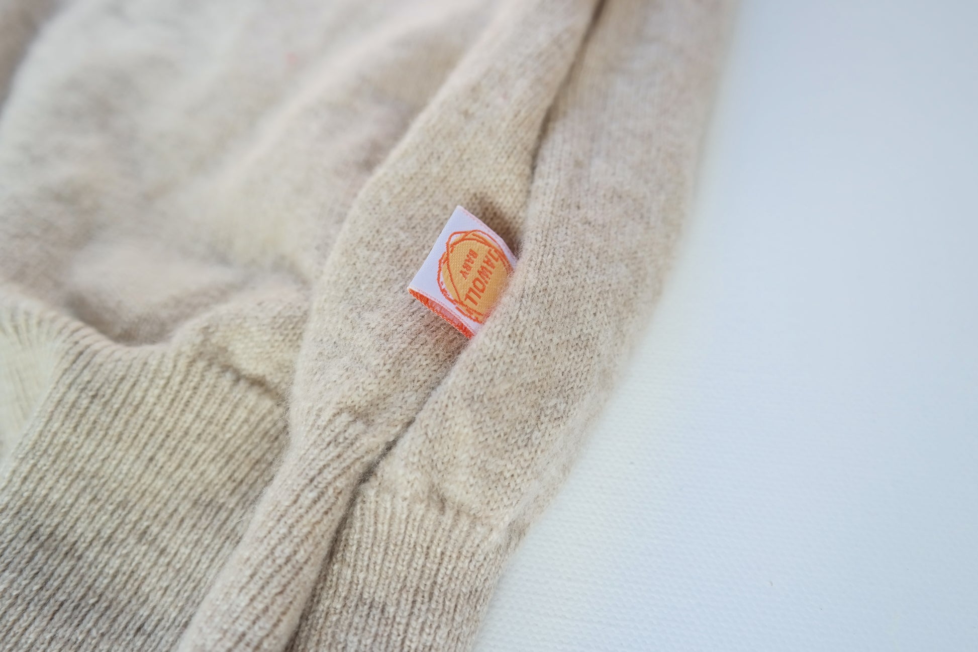 Unisex-Kleid Longshirt Langarmkleid 110/116 aus Upcycling Kaschmir in Beige - Jawoll Baby