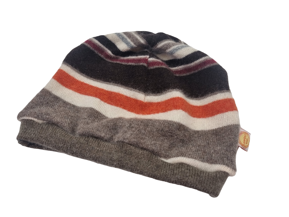 Beanie hat for toddlers KU 52-55 made of upcycled merino wool in pastel green and cream patterned