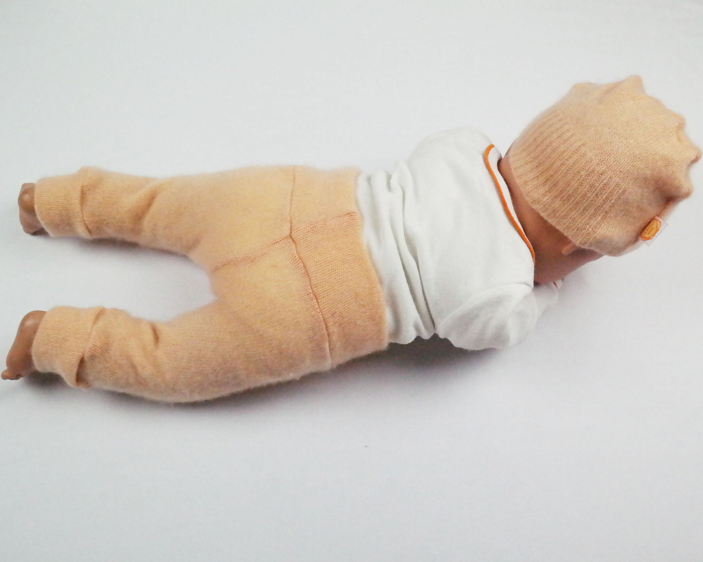 Set Hose & Mütze für Frühchen 40/44 aus 100 % geretteter Merinowolle in Pfirsich-Rosa - Jawoll Baby