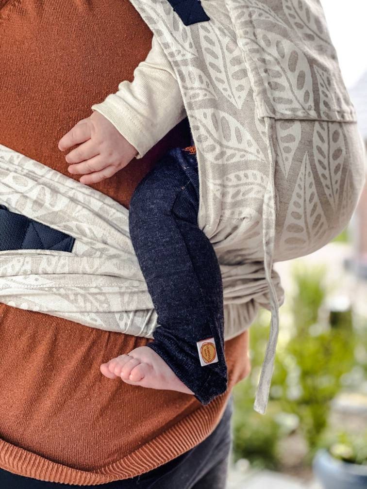 sonnensegel bei jawoll Babywearing leg warmers dark grey upcycling made from wool natural sun – Jawoll Baby