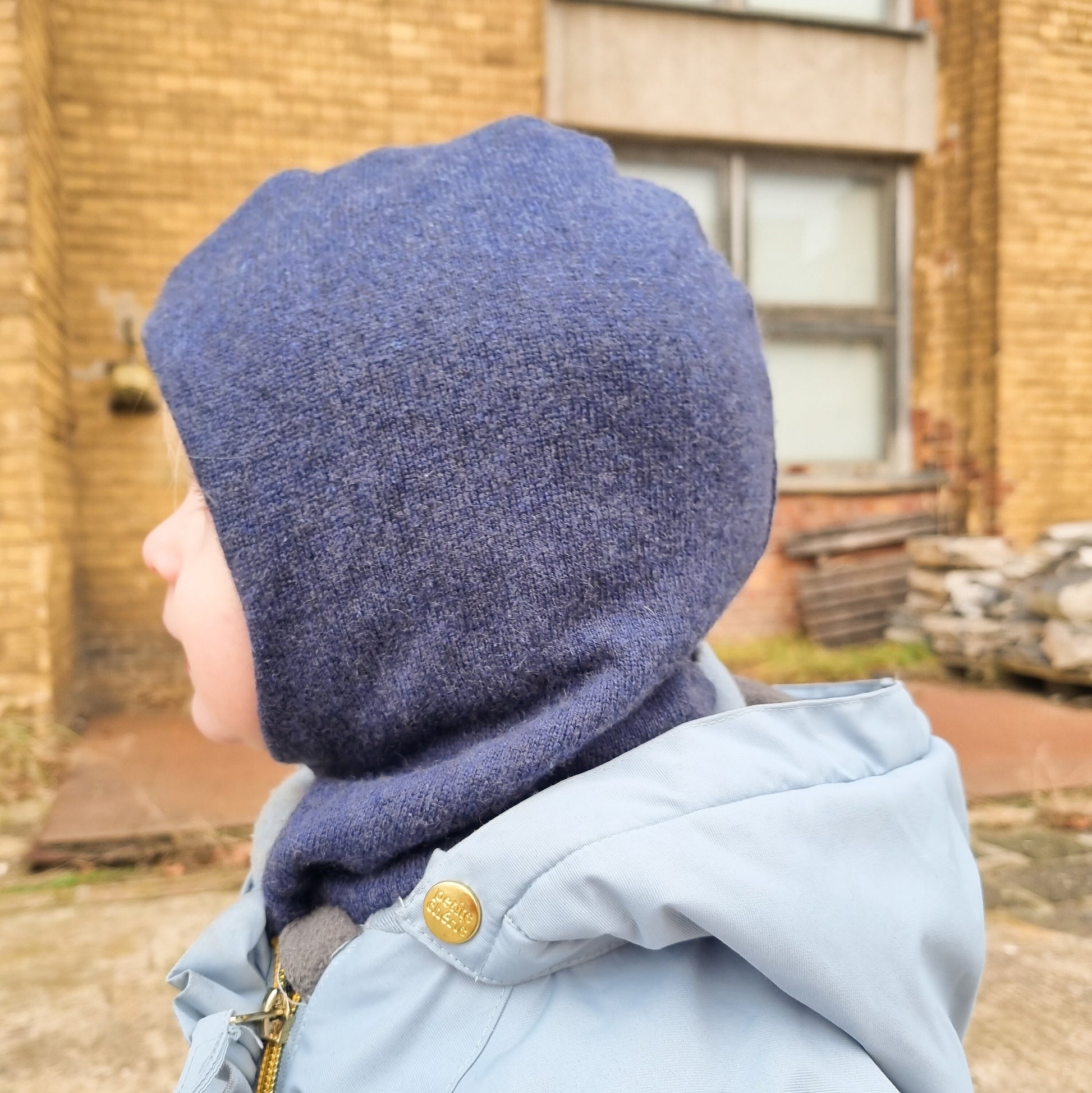 Schlupfmütze für Babys und Kleinkinder aus Upcycling Wolle in deinen Wunschfarben - Jawoll Baby