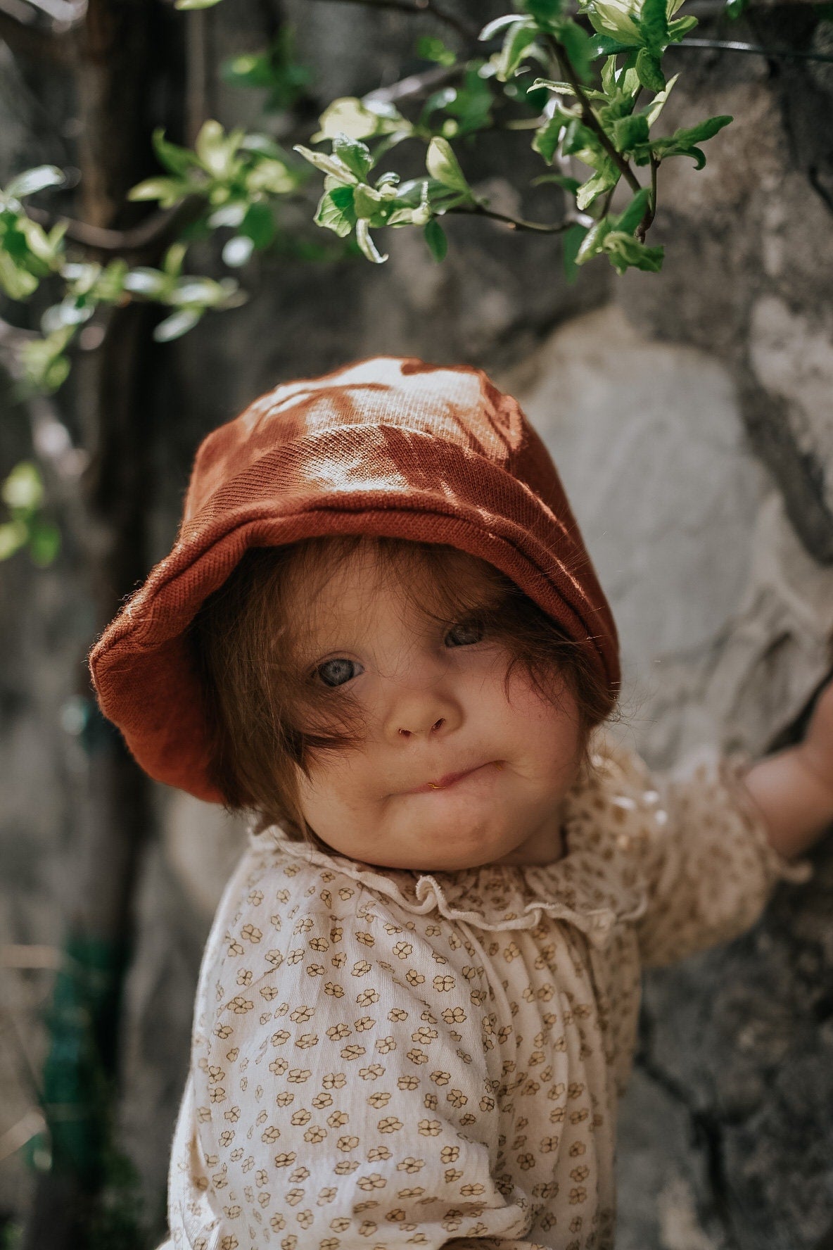 Sonnenhut Sommermütze Baby Kleinkind KU 46-49 mit Nackenschutz aus 100 % Upcycling Wolle-Seide in Petrolblau