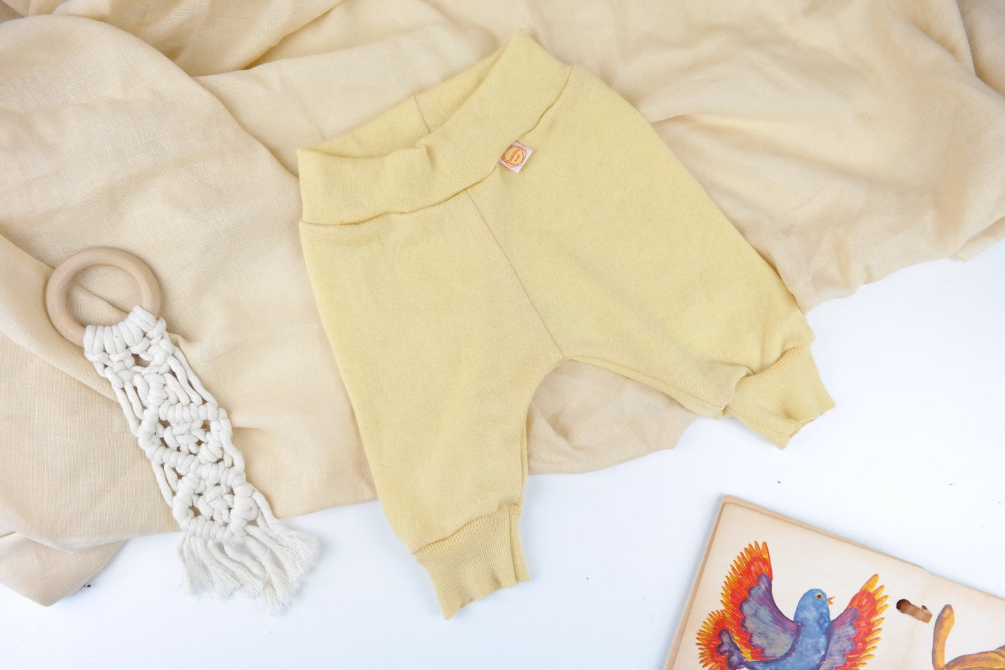 Knickerbocker-Hose für Babys und Kleinkinder aus Upcycling Wolle in der Farbe deiner Wahl - Jawoll Baby