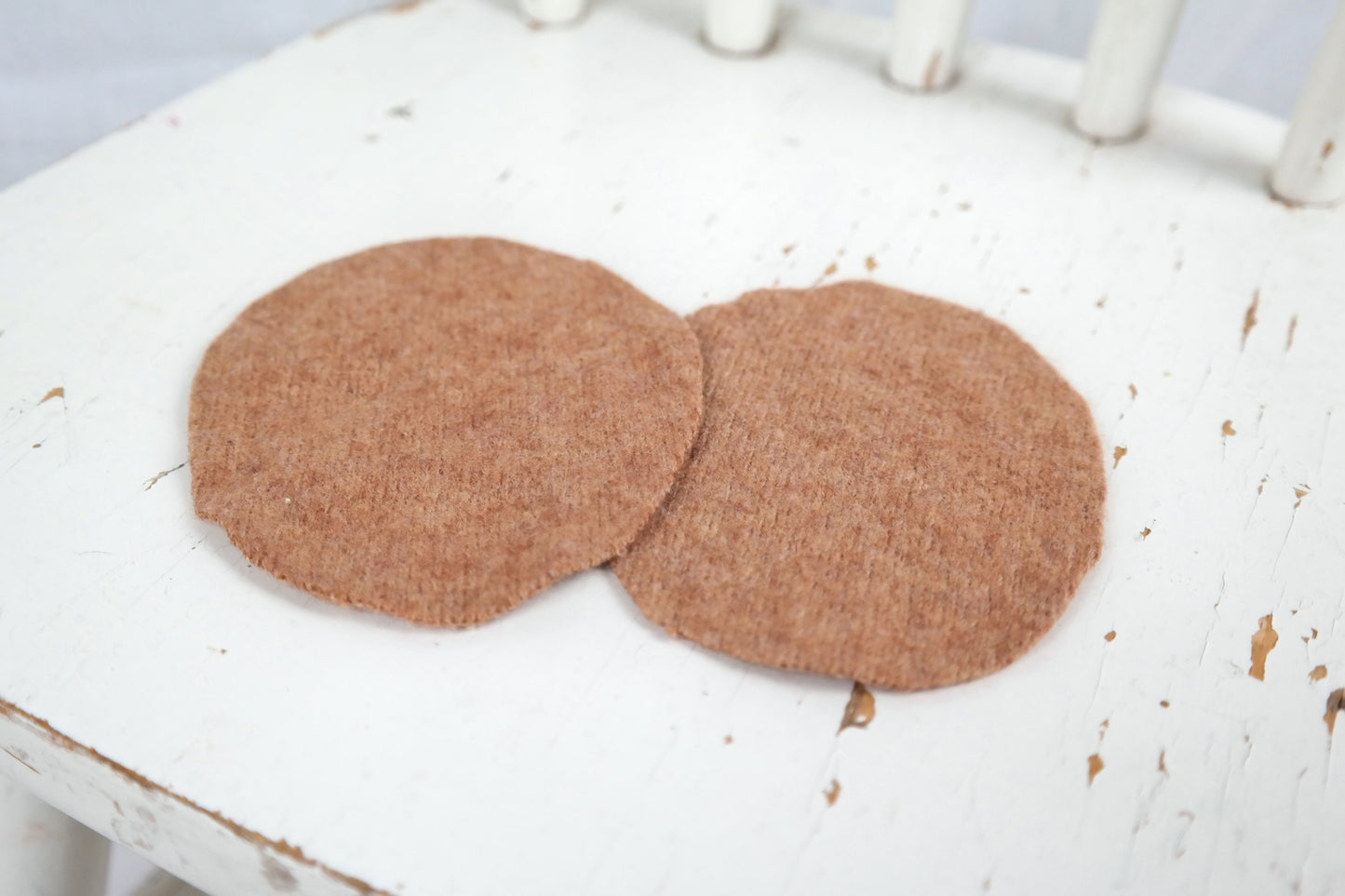 1 Paar Wollwalk Flicken Patches Upcycling-Wolle zum Wollkleidung reparieren in Hellbraun Karamell Oval-Form - Jawoll Baby
