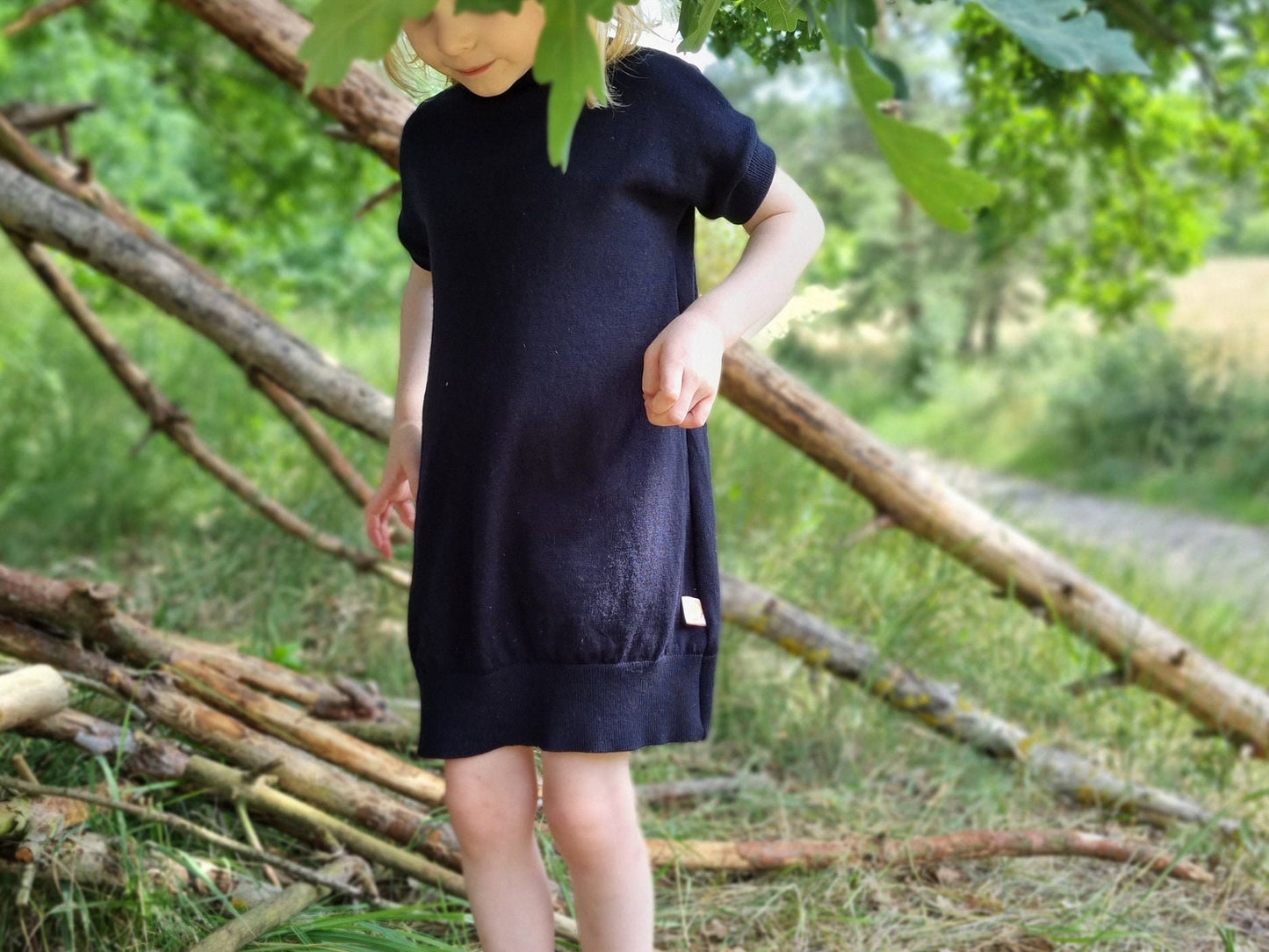 Unisex-Kleid Longshirt 98/104 aus Upcycling Merinowolle in Lila - Jawoll Baby