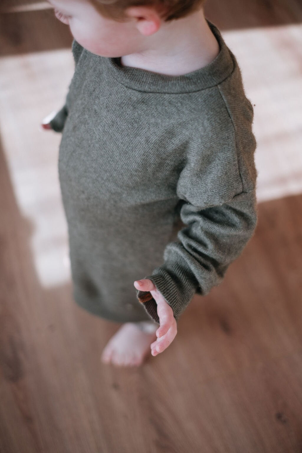 Langarmkleid Unisex für Babys und Kleinkinder aus Upcycling Wolle oder Kaschmir in der Farbe deiner Wahl - Jawoll Baby