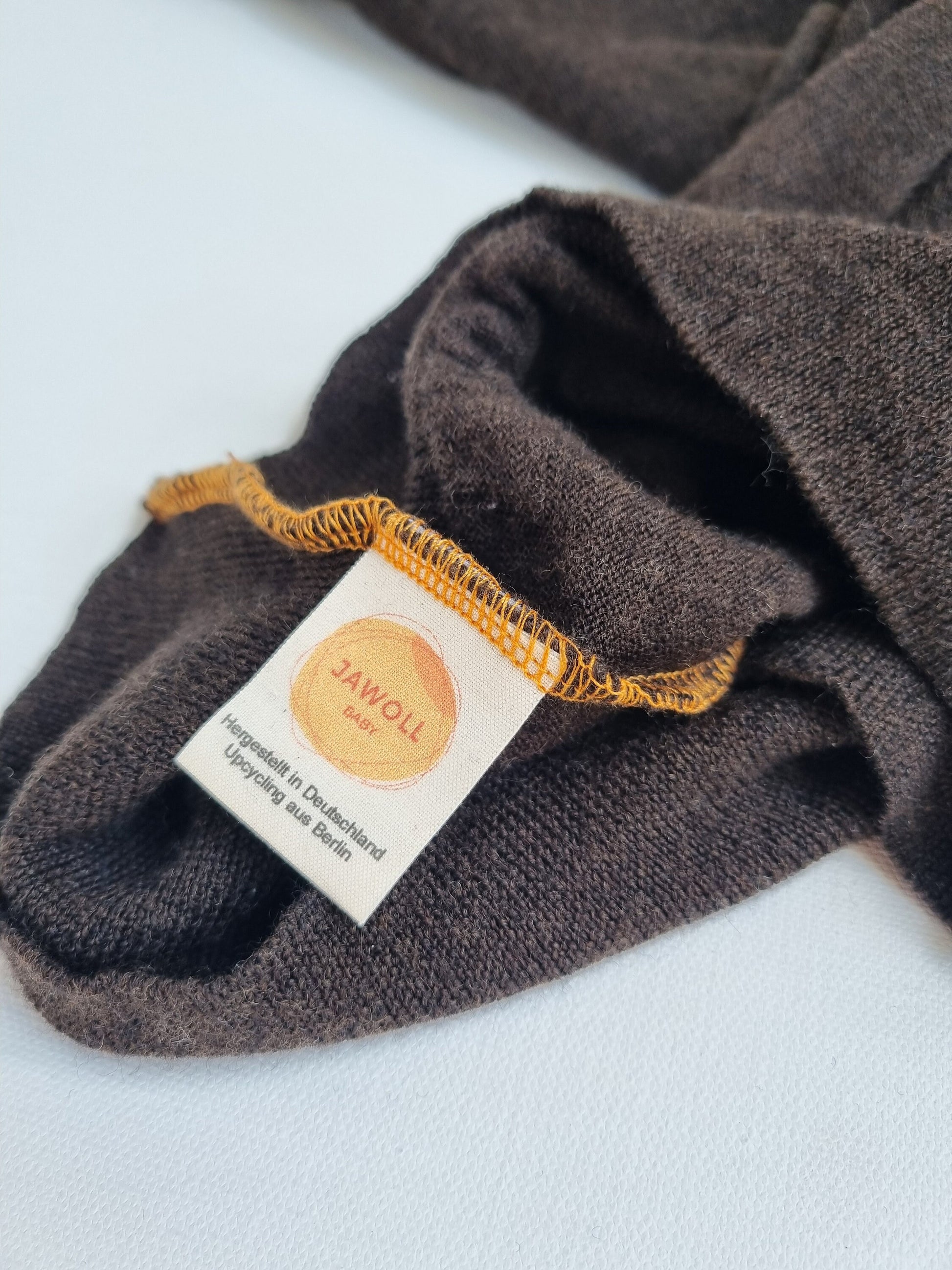 Unisex-Kleid Longshirt 110/116 aus 100% Upcycling Wolle in Braun - Jawoll Baby