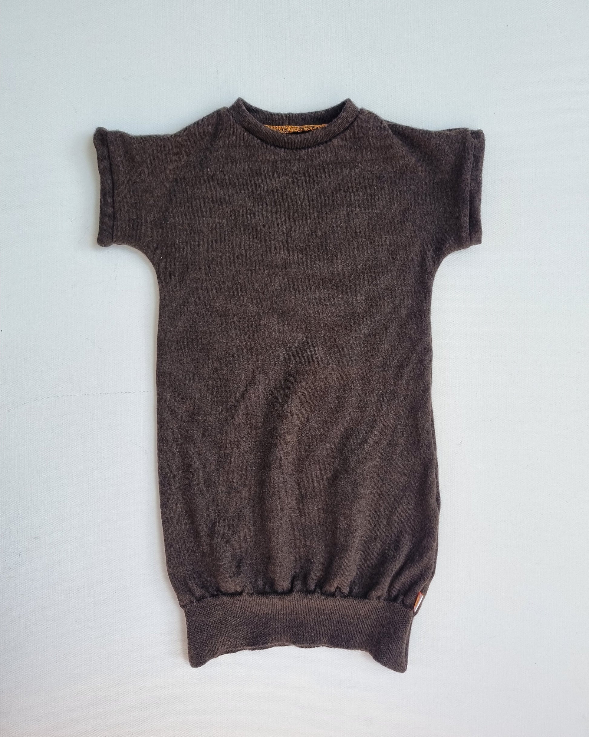 Unisex-Kleid Longshirt 110/116 aus 100% Upcycling Wolle in Braun - Jawoll Baby
