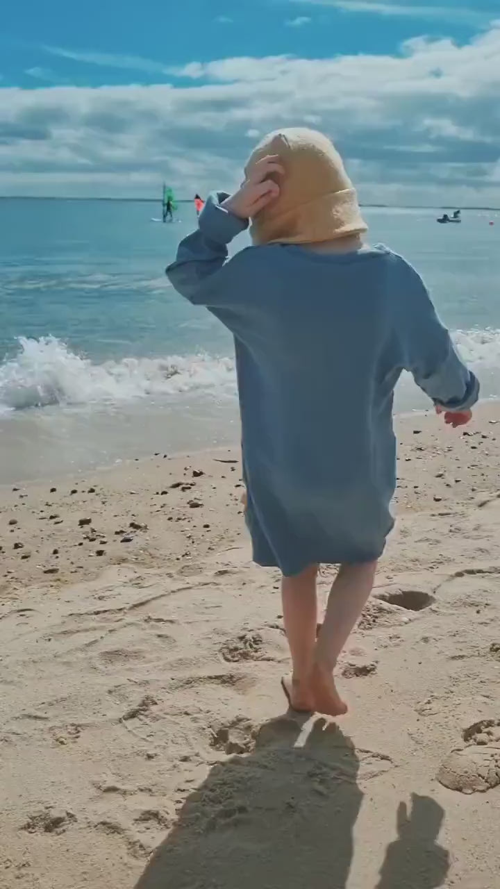 Langarmkleid Unisex für Babys und Kleinkinder aus Upcycling Wolle oder Kaschmir in der Farbe deiner Wahl