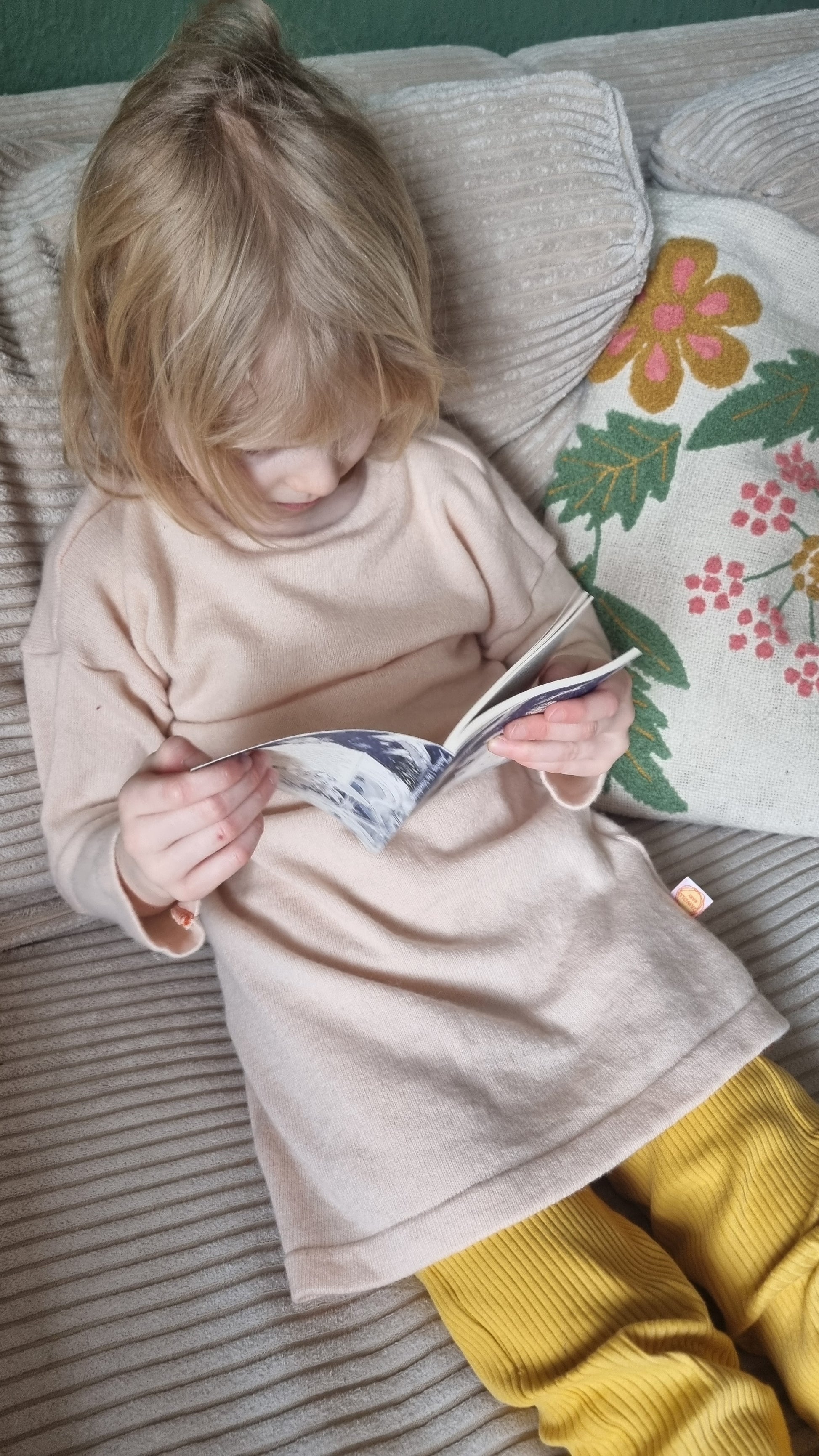 Unisex-Kleid Longshirt Langarmkleid 110/116 aus Upcycling Kaschmir in Zartrosa - Jawoll Baby