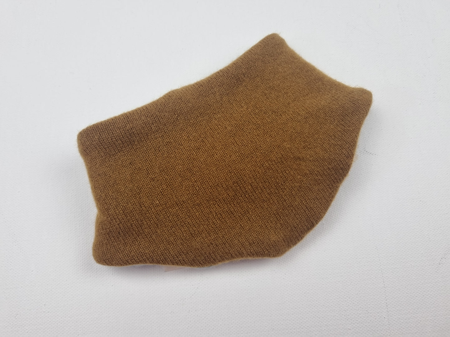 Dreieckstuch Schal mitwachsend wendbar für Babys aus Upcycling Kaschmir in Hellblau und Kupferbraun - Jawoll Baby