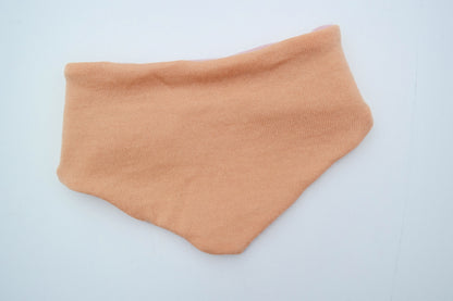 Triangular scarf for children, reversible and grows with the child, made from upcycled wool in blue and green