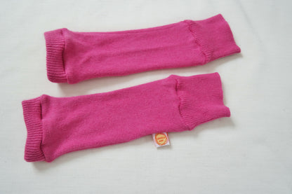 Stulpen für Babys 0-6 M aus Upcycling-Kaschmir & Seide in Pink