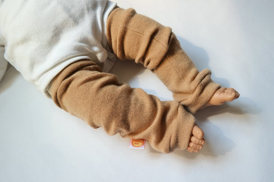 Leg warmers for babies made from upcycled cashmere in light blue