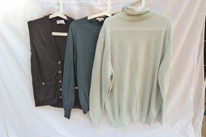 Upcycling-Materialpaket: 3 Wollpullover für kreative Projekte in Türkistönen
