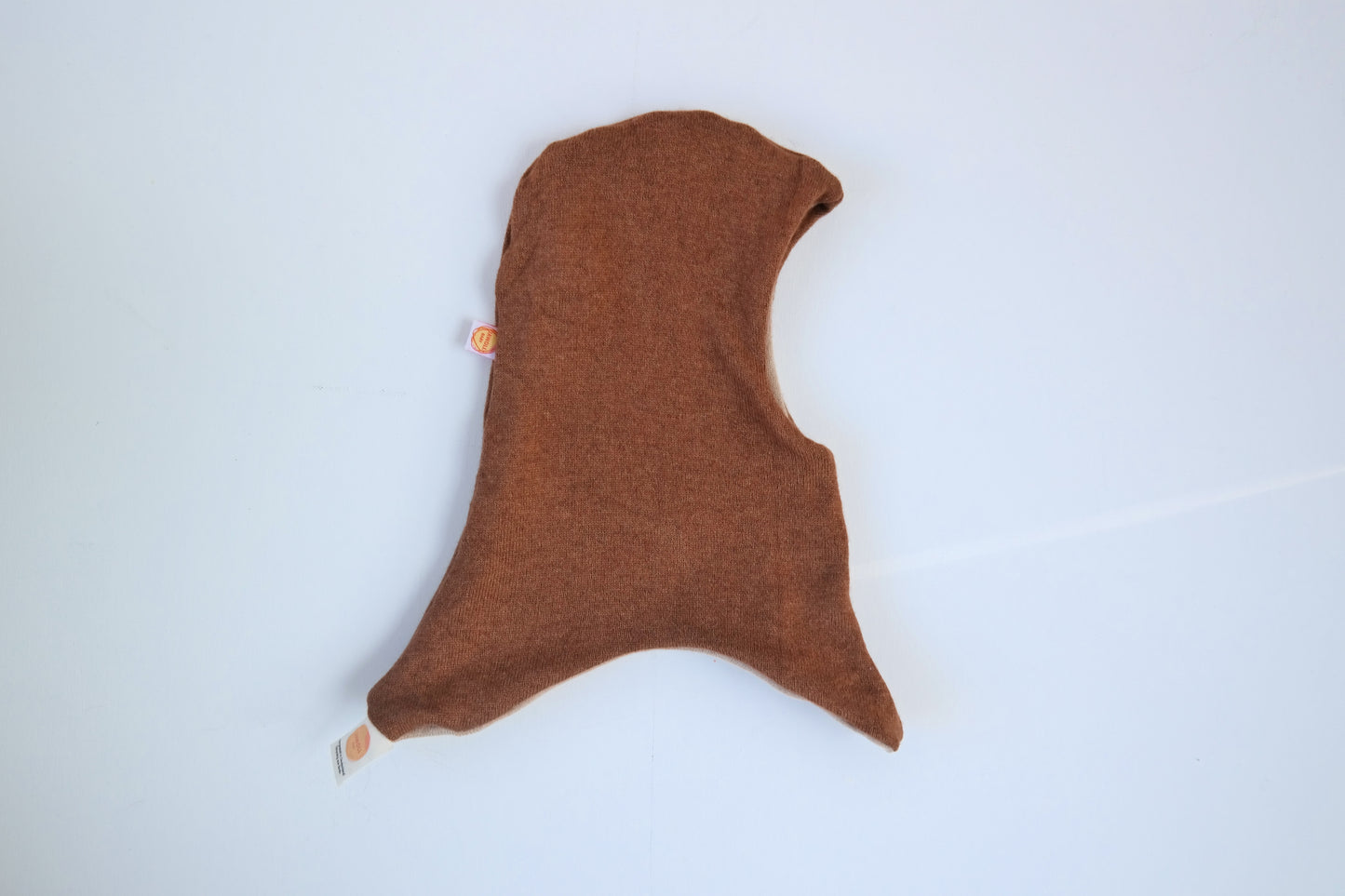 Wende-Schlupfmütze für Kleinkinder KU 49-51 / 52-55 aus Upcycling Seide & Kaschmir in Braun und Beige