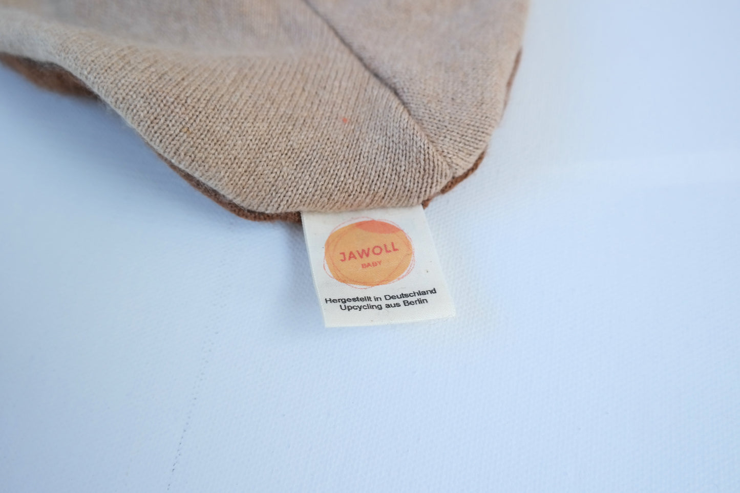 Wende-Schlupfmütze für Kleinkinder KU 49-51 / 52-55 aus Upcycling Seide & Kaschmir in Braun und Beige