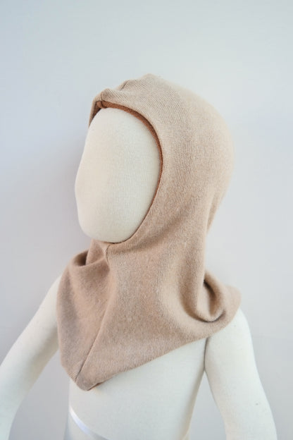 Wende-Schlupfmütze für Kleinkinder KU 49-51 / 52-55 aus Upcycling Seide & Kaschmir in Braun und Beige
