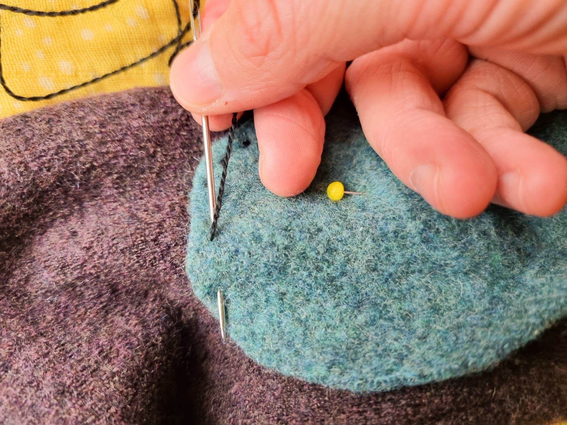 1 Paar Wollwalk Flicken Patches Upcycling-Wolle zum Wollkleidung reparieren in Dunkelgrün Oval-Form