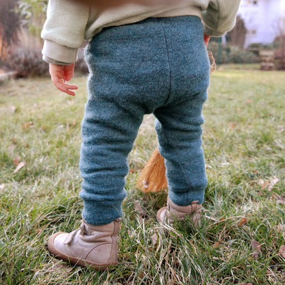 Wollwalk Outdoor-Hose für Babys 74/80 aus Upcycling Kaschmir in Vanillepudding Beige