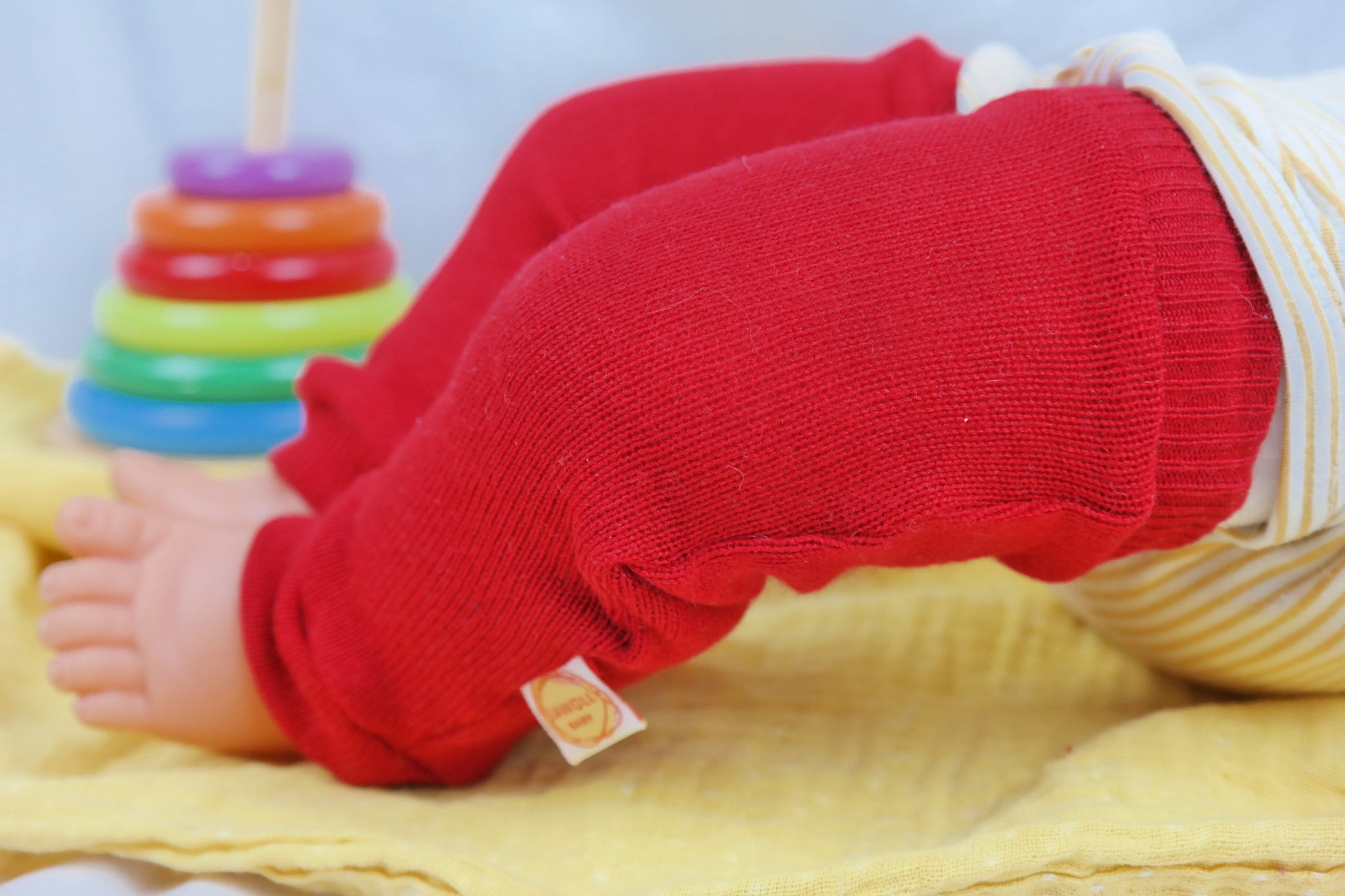 Stulpen für Babys 6-12 M aus Upcycling Kaschmir & Seide in Rot