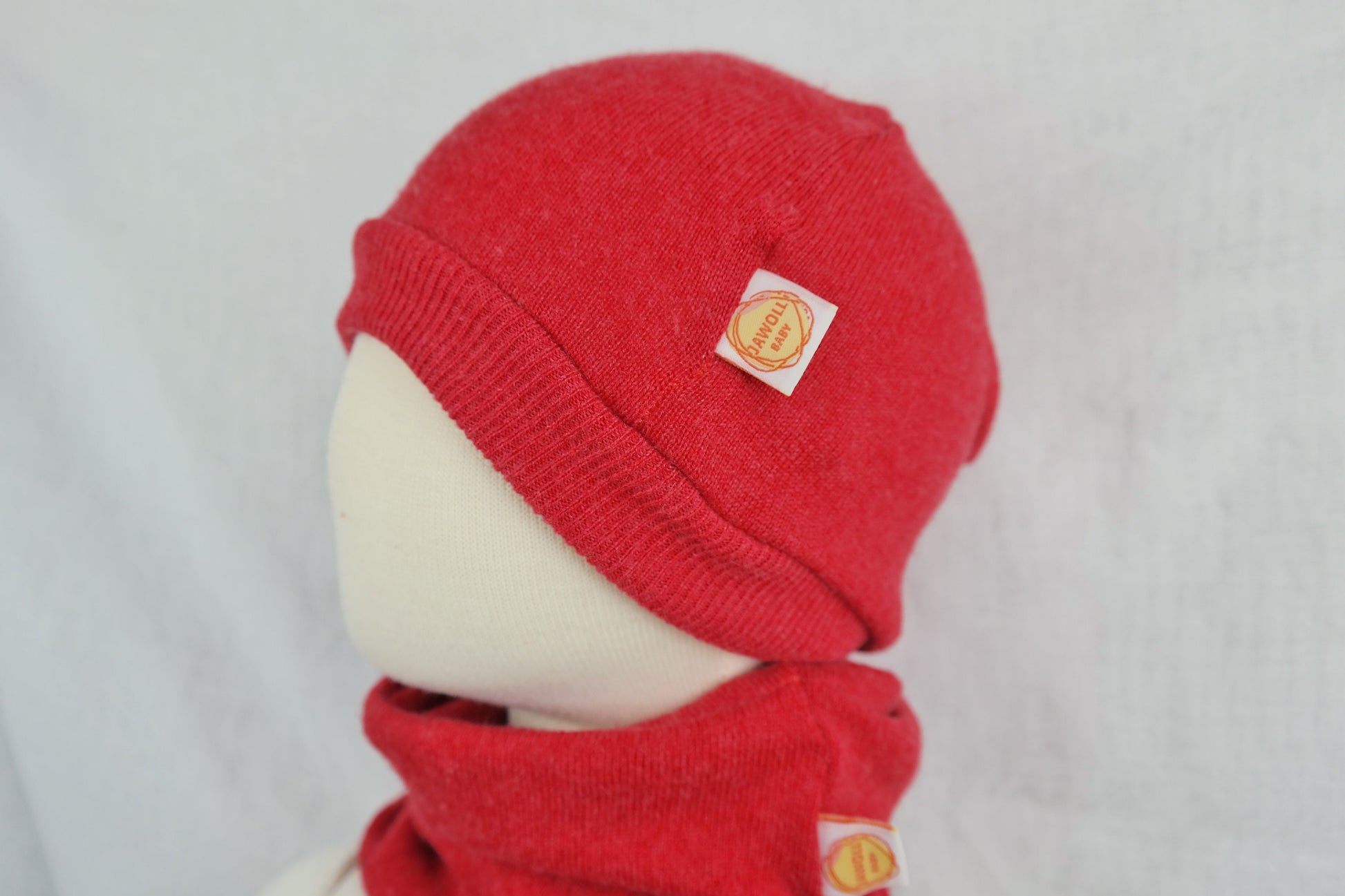 Set Mütze und Loop aus Upcycling Wolle & Kaschmir für Babys und Kleinkinder KU 46-48 cm in Rot