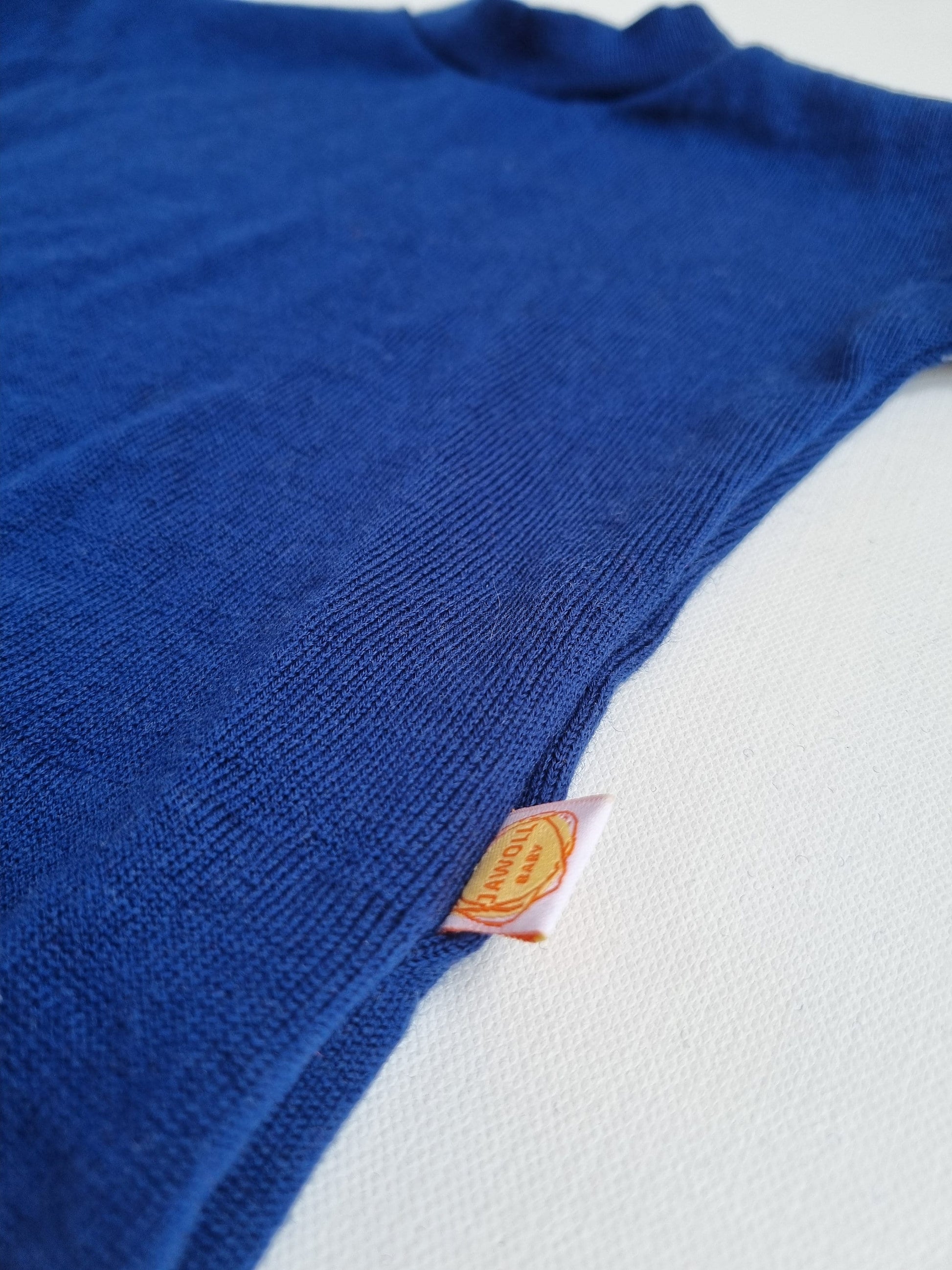 T-Shirt für Babys 86/92 aus leichter Upcycling Wolle in Blau