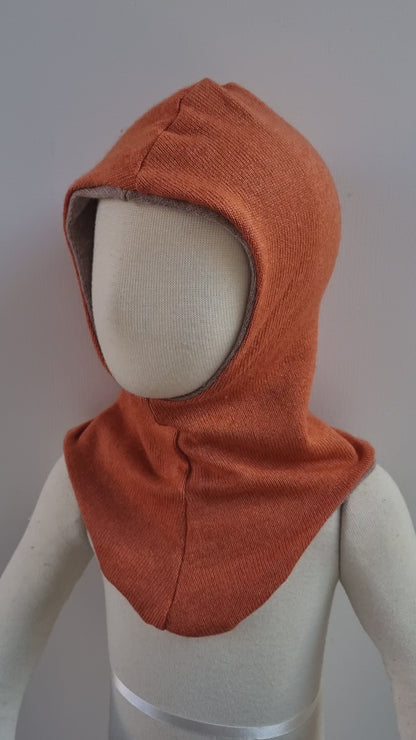 Wende-Schlupfmütze für Kleinkinder KU 49-51 aus Upcycling Seide & Kaschmir in Rostorange und Beige