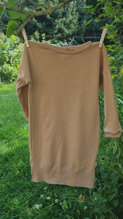 Unisex dress long shirt long sleeve dress 98/104 made from 100% upcycled silk &amp; cashmere in red