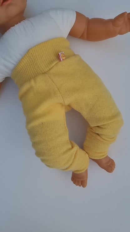 Grow-along trousers 62/68 made from upcycled wool in pastel yellow