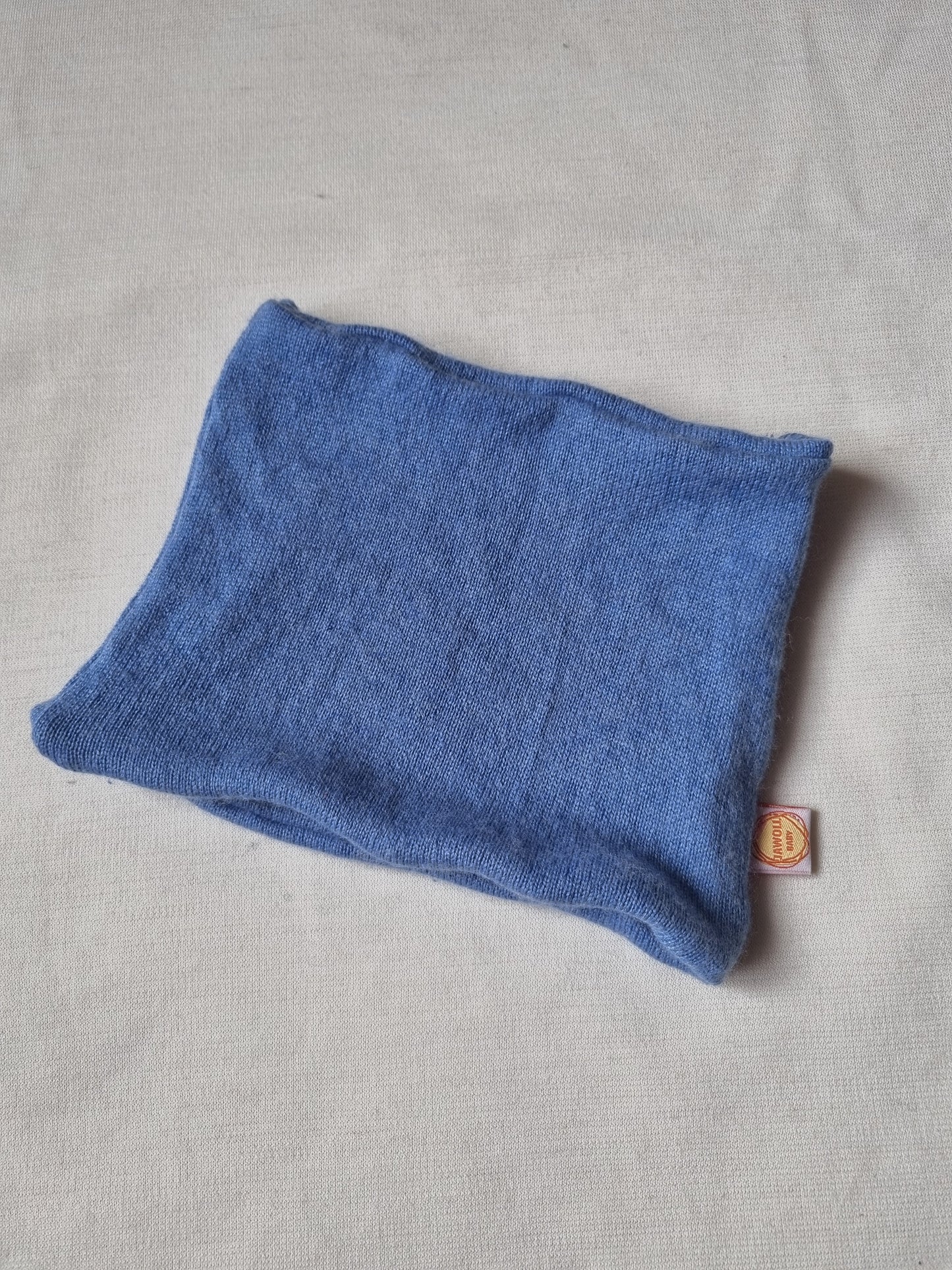 Loop für Kleinkinder aus Upcycling Seide & Kaschmir in Himmelblau