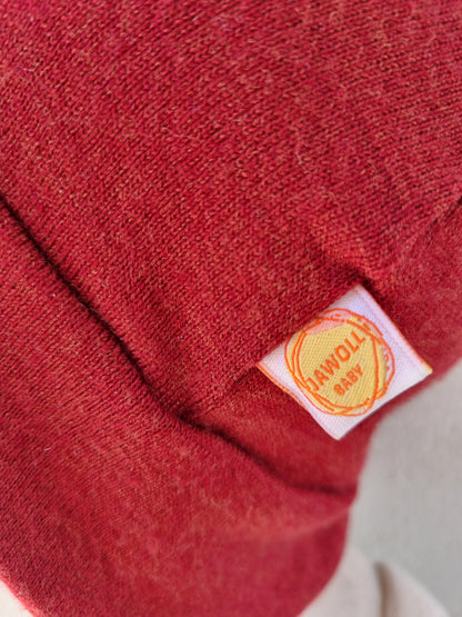 Sonnenhut Sommermütze KU 46-49 Baby Kleinkind mit Nackenschutz aus Upcycling Merinowolle in Masala Rot mit Mini-Makel - Jawoll Baby