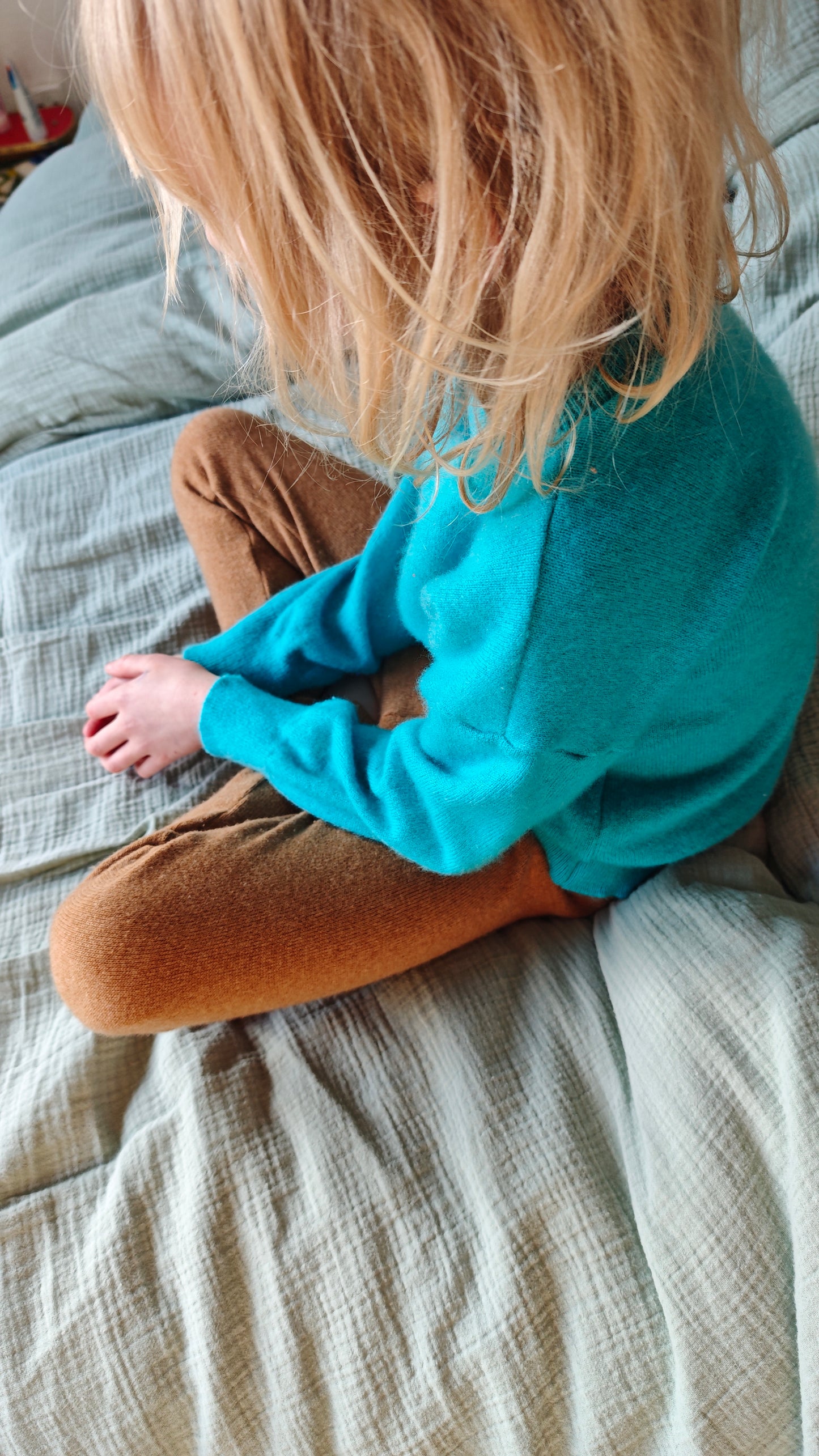 Leggings Kleinkinder 110/116 aus 100% Upcycling Kaschmir in Karamellbraun