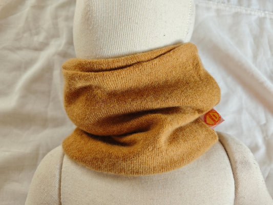 Loop für Kinder aus Upcycling Kaschmir in Senfgelb