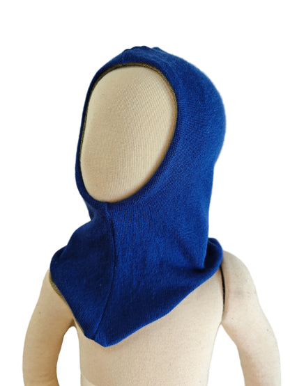 Wende-Schlupfmütze für Babys KU 43 - 48 aus Upcycling Seide & Kaschmir in Blau und Olivgrün