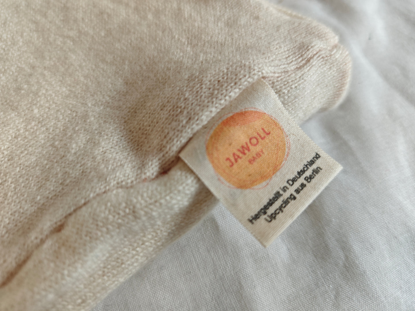 Loop für Kleinkinder aus Upcycling Kaschmir in Cremeweiß