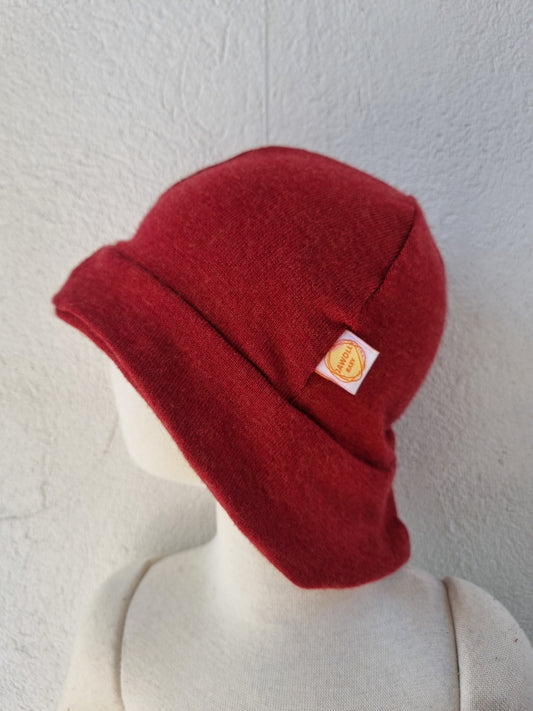 Sonnenhut Sommermütze KU 46-49 Baby Kleinkind mit Nackenschutz aus Upcycling Merinowolle in Masala Rot mit Mini-Makel - Jawoll Baby