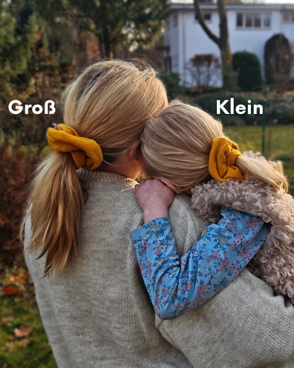 Scrunchie Haargummi aus Upcycling Kaschmir für Kinder und Erwachsene in Blau
