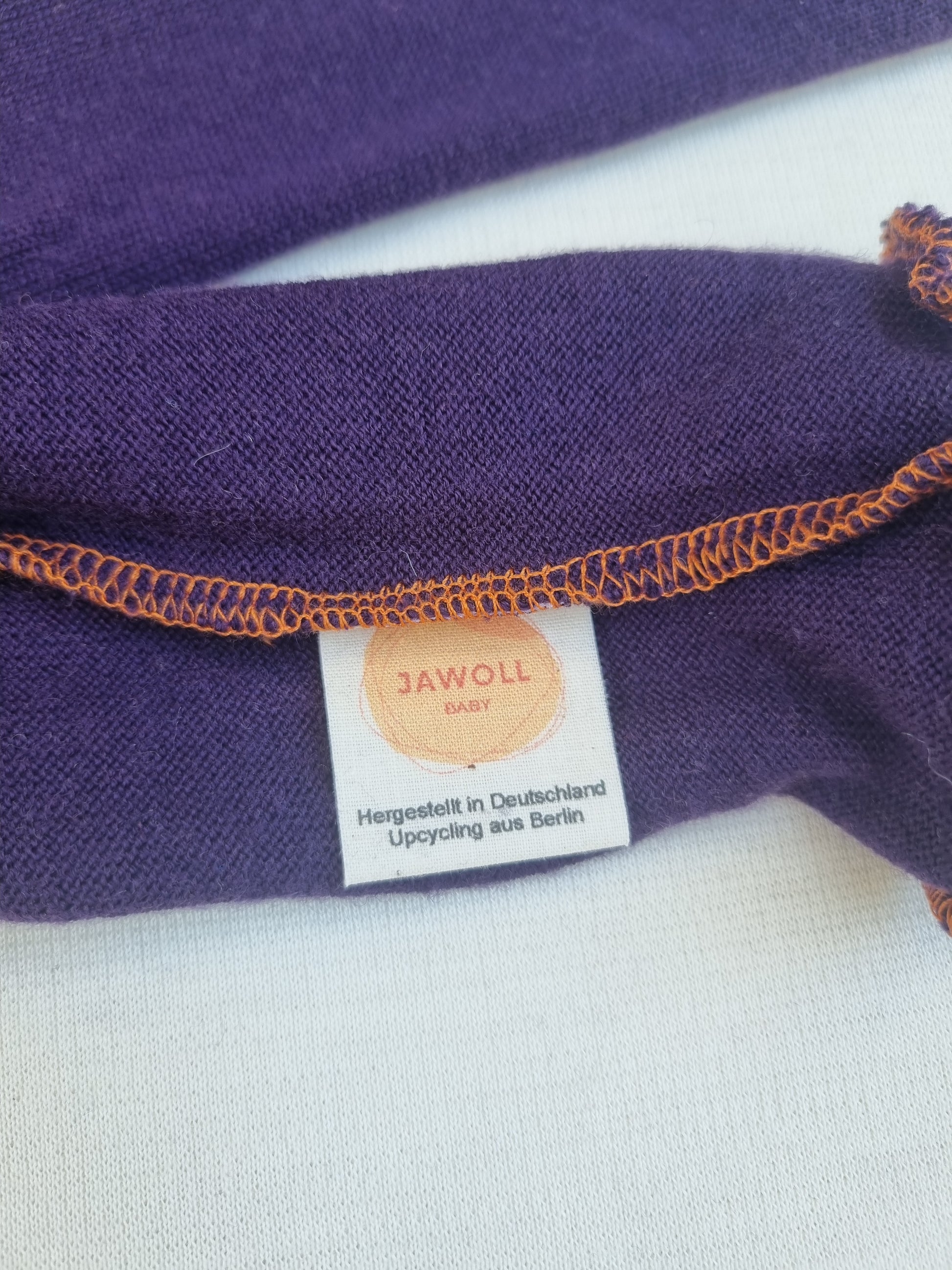 sonnensegel bei jawoll Tragestulpen Beinstulpen für Babys 6-12 M aus Upcycling aus Wolle natü – Jawoll Baby