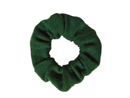 Scrunchie Haargummi aus Upcycling Kaschmir für Kinder und Erwachsene in Waldgrün