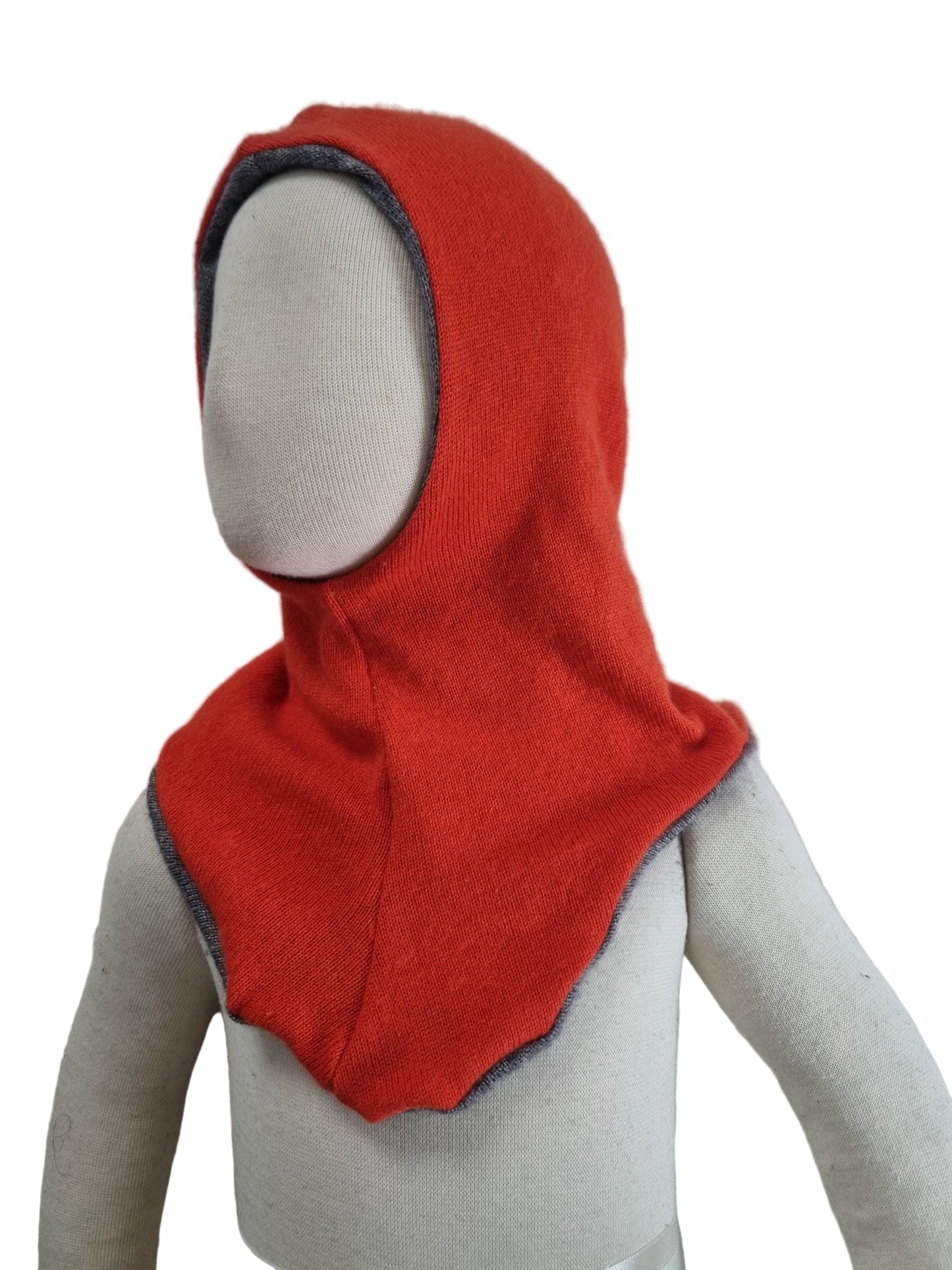 Wende-Schlupfmütze für Kleinkinder KU 49-51 aus Upcycling Seide & Kaschmir in Orange und Grau