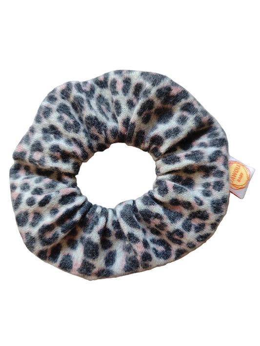 Scrunchie Haargummi aus Upcycling Kaschmir für Kinder und Erwachsene Klein in Leo Rosa